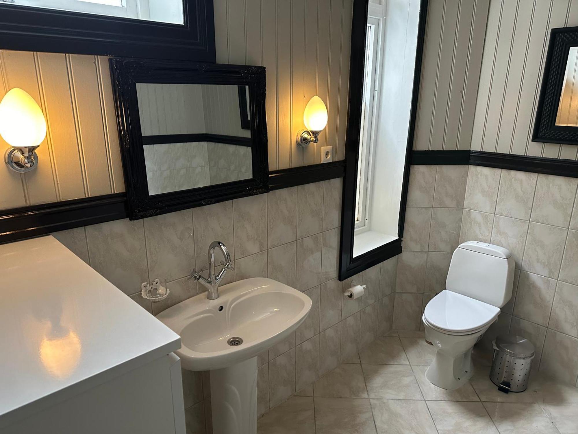 Stylish Big Jugend Art Nouveau Apartment With Balcony Heart Of Ålesund Esterno foto